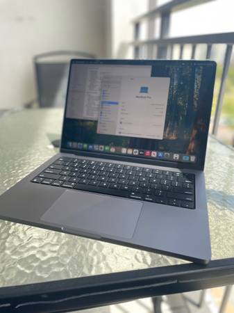 Apple MacBook Pro 14” M1 Pro 32GB Ram 1TB 1