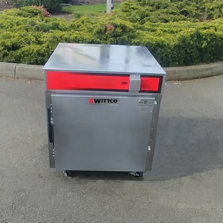 Wittco Half Size Hold & Transport Cabinet 1