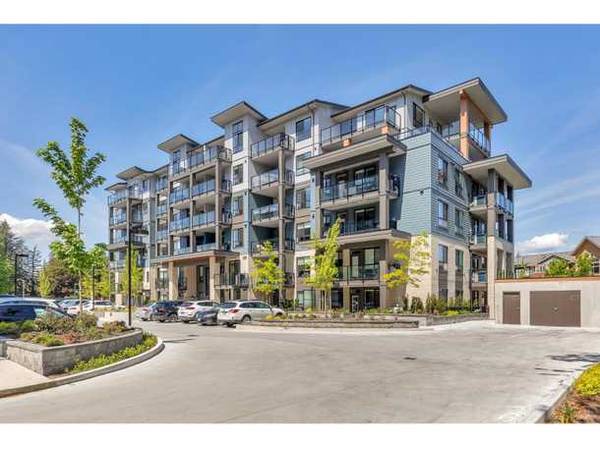 Penthouse nestled in Sardis' charming Garrison Campus 1