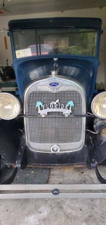 1928 Ford Model T 1
