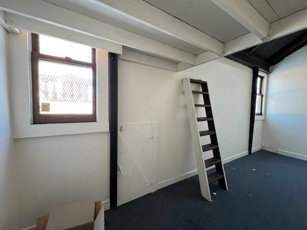 $900 / 216ft2 - EXCELENTE ESTUDIO DE ARTE CREATIVO (centro / cívico / van ness)63657929594113121