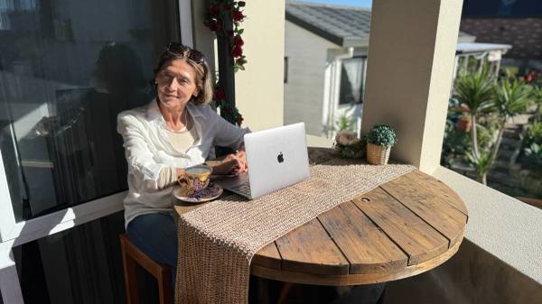 Do What You Love and Earn a Great Income 1