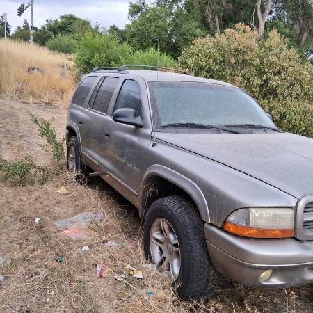 2001 Dodge Durango R/T 360 - $1,800 (East Wenatchee)63442473080707122
