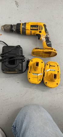 Dewalt hammer drill 1