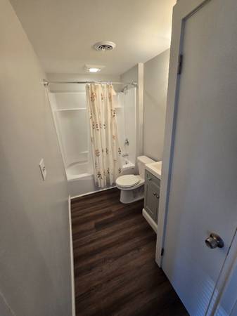 $1050.00 / 1br - Modern 1 Bed/1 Bath Unit in Johnson City, NY - $105064035577322883124