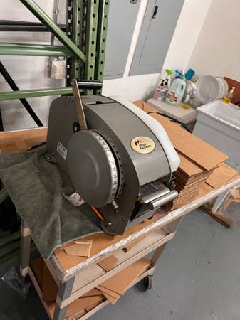 Better Pack BP-333 dispenser 1