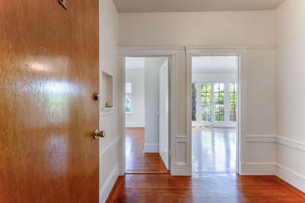 $1,675 / 1hab - 550ft2 - San Antonio Park 1 hab con Oasis de Patio y Detalles Vintage - Unidad 1 (oakland este)63695858655363120