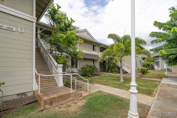 $3,100 / 2br - 953ft2 - Charming and updated 2BR/2BA/2PKG townhome unit in Kekuilani Villas (Kapolei)63939534431490120