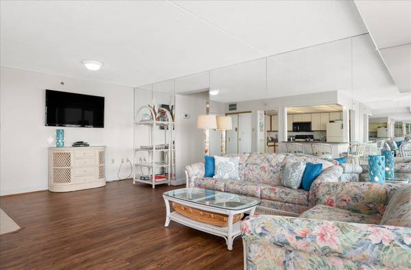 $1,500 / 2br - Alquiler acogedor de invierno en el Capri! (Berlin)63806889690625122