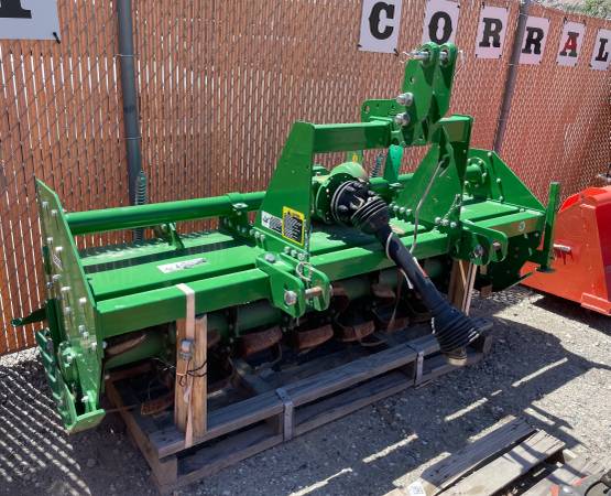 John Deere 83” 3-pt tiller 1