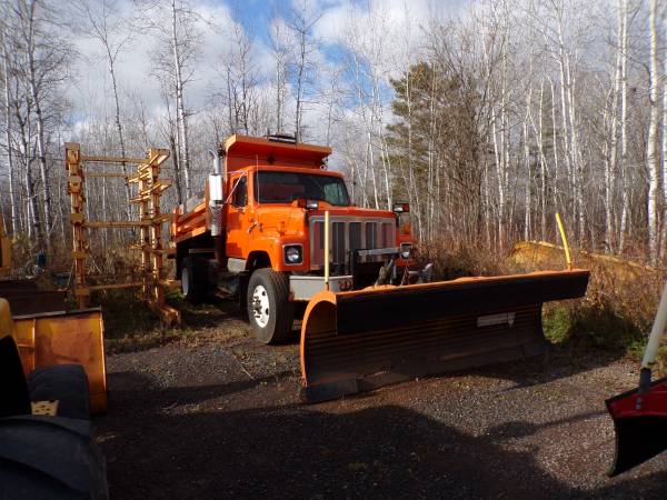 Dump/Plow Truck 1