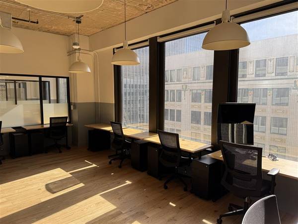 $136 Your Hustle Starts Here — Coworking Desks in the Heart of Downtown Hou (Houston)63906679004035124