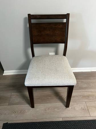 Conjunto de comedor marrón y beige de madera maciza de 7 piezas de Mango de 72'' - $500 (Rockville)63471431854851124