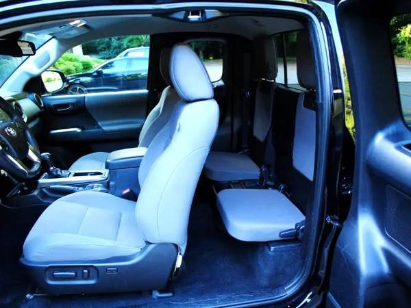 2021 Toyota Tacoma SR5 Access Cab V6 - $24,900 (Atlanta)63502047173377123