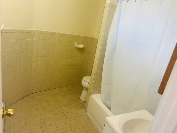 $2,800 / 2br - Amazing Renovated No FEE -Central sq 2 bed, Wash & Dryer in the unit-, (Cambridge, Central sq, MIT, Harvard sq)63863244283009122