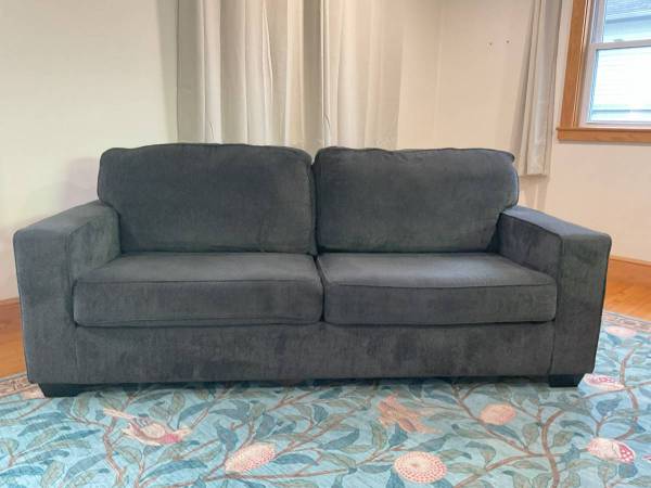 Sofa Good Condition 1