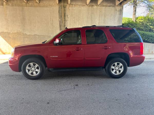 2014 GMC Yukon SLE-165k miles- Financing options available! $8999! - $8,999 (Fayetteville)63620547607297121