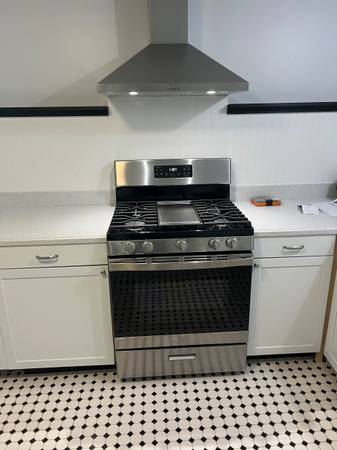 $339,000 / 4br - 2450ft2 - Craftsman, Updated 4 br. 2 ba (Labadie)63924426722947122