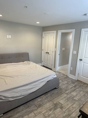 $1,375 / 3br - 240ft2 - Private bedroom with private bathroom (Washington)63822288879361123