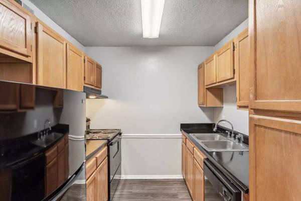 $1,255 / 2br - 800ft2 - Comunidad amigable con mascotas en Garner. 2 habitaciones / 1 baño. ¡Llame para una visita! (Garner)63685979883905122