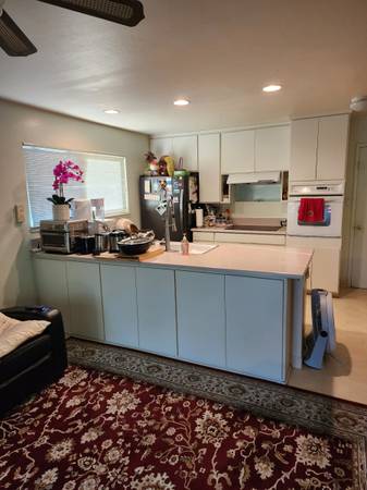 $1,000 / 120ft2 - Two rooms in a one level 3 bed/2 bath single family house (novato)63824144910979121