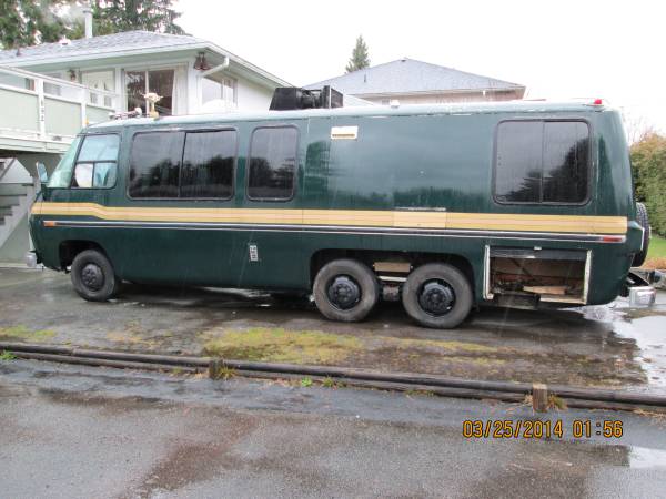 1973 Class "A" GMC Motorhome 1