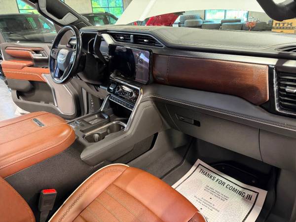 2024 GMC Sierra 3500HD - Photo 14
