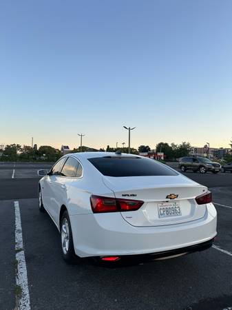 CHEVY MALIBU LS - $7,700 (Auburn)63473458256771124