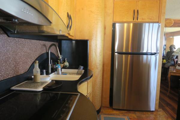 $1,950 / 1br - 1132ft2 - Ocean view master bdrm ensuite,pool,spa,gym,bbqs (Honolulu)63686672803715123
