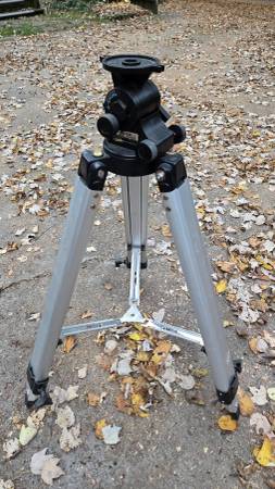 mount / tripod for telescope or camera (ETX attachment) 1