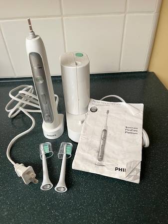 Philips Sonicare C2 Optimal Plaque Control Toothbrush 1