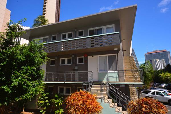 $1,645 / 380ft2 - Vinyl Plank Hardwood Flooring, Refrigerator, Convenient Location (Oahu)63939394648067121