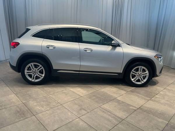 2021 Mercedes-Benz GLA AWD tracción en las cuatro ruedas certificada GLA250 Clase GLA - $27,990 (Llame al *(425) 223-3021* para confirmar disponibilidad al instante)63470610181251123