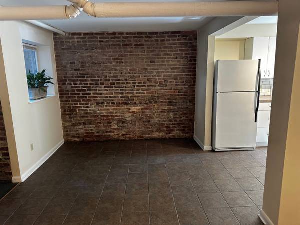 $2525.00 / 2br - 1142ft2 - The Wisteria64040196285187124