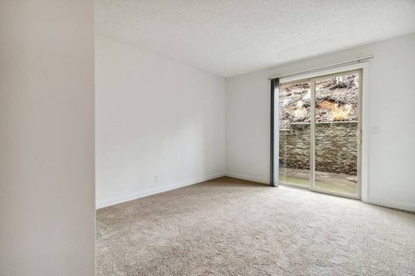 $2,070 / 2br - 850ft2 - 2 Br- ¡UN MES GRATIS CON UN CONTRATO DE ARRENDAMIENTO DE 12-15 MESES! (2660 Alpine Boulevard, Alpine, CA)63878582894977124