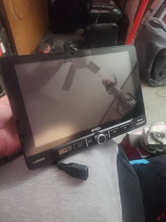 Jensen 9 inch floating touchscrean with wireless andriod auto and apple play 3 p 1