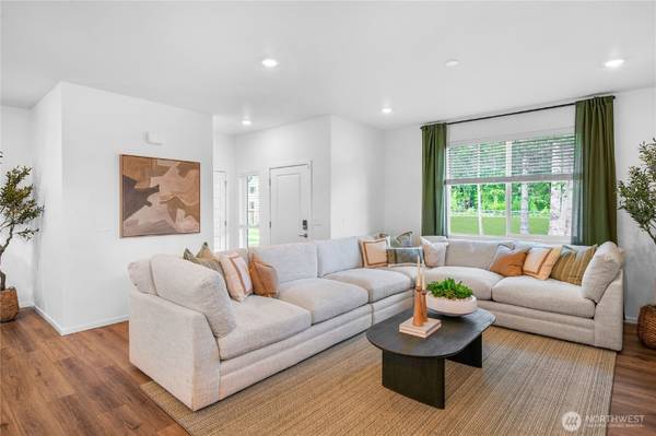 $2800.00 / 4br - 2213ft2 - Brand-New Luxury 4BR Home – Minutes from JBLM!63866941933827122