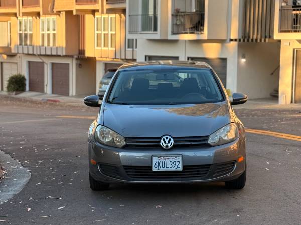 2010 VOLKSWAGEN GOLF ~ 2nd Owner ~ 81k miles ~ Clean Title - $5,700 (san bruno)63624094902787121
