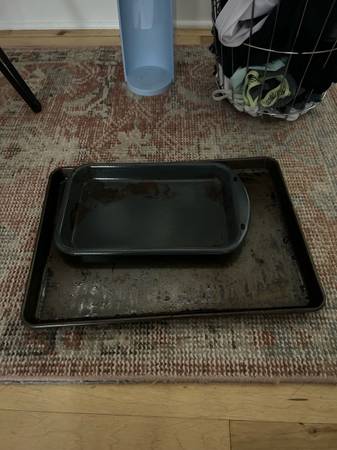 Two metal baking pans 1