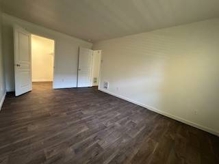 $1,499 / 1br - 789ft2 - Middle Floor, Elevator access, Vinyl Flooring! Community View! (Portland)63831397798403120