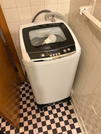 PORTABLE WASHING MACHINE 1