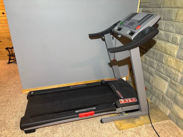 Pro Form Treadmill 1