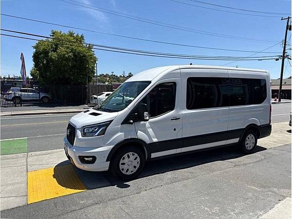 2023 Ford Transit Wagon de Pasajeros XLT con techo medio 3D - $35998,00 (Alamo Square / Nopa)63470954817537122