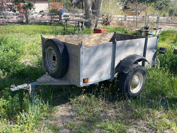 Utility Trailer Single Axle - Clean CA Title - Ready to Tow - $750obo 1