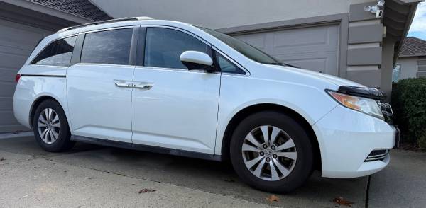 Odyssey EX-L mini-van 2014 for sale by owner 1
