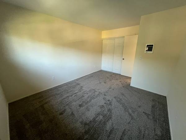 $1,500 / 1br - *1 large Bedroom with 1 bath approximately 600 sq ft Available Immedia (Chula Vista, CA)64037218371842120