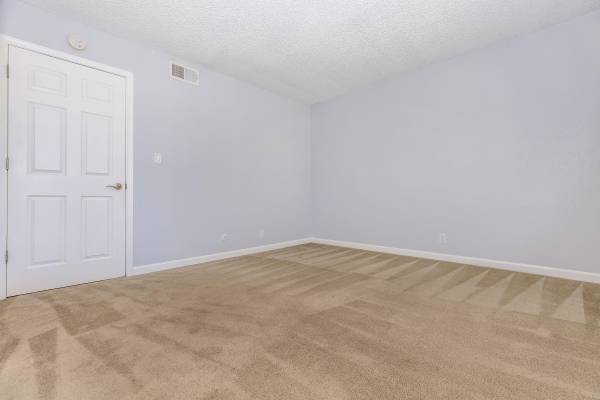 $2,180 / 1br - 650ft2 - Assigned Parking, Cable Ready, Vertical Blinds (danville / san ramon)63933765994883122