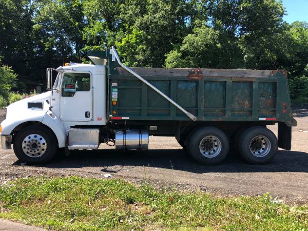 2008 Kenworth T300 Tandem Dump Truck 1