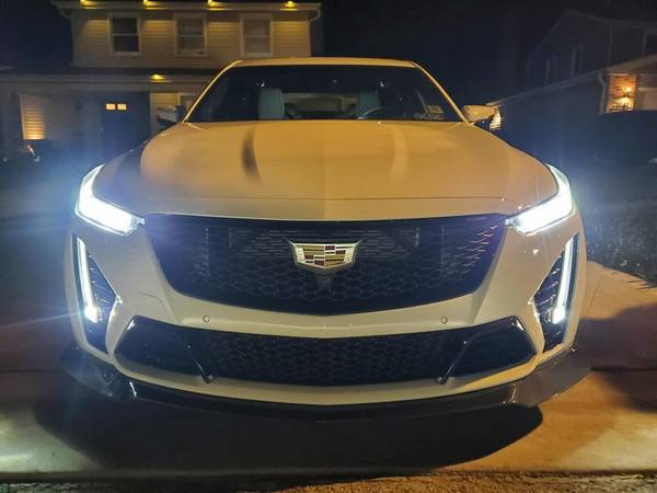 2024 Cadillac CT5-V Blackwing **4,000 MILES 6 SPEED MANUAL** - $73,995 (1081 Entry Drive  Bensenville, IL 60106)63620302118147123