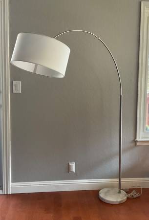 Arc Floor Lamp 1